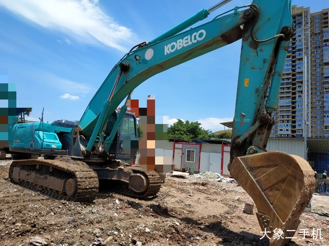 神钢 SK350LC-10 挖掘机