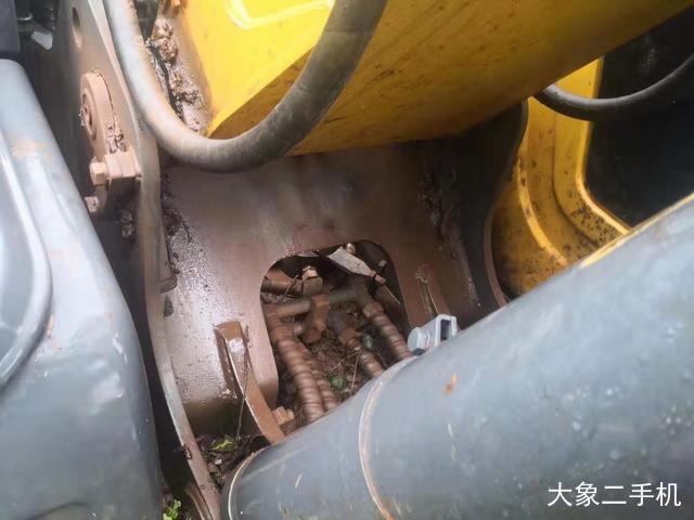 徐工 XE135D 挖掘机