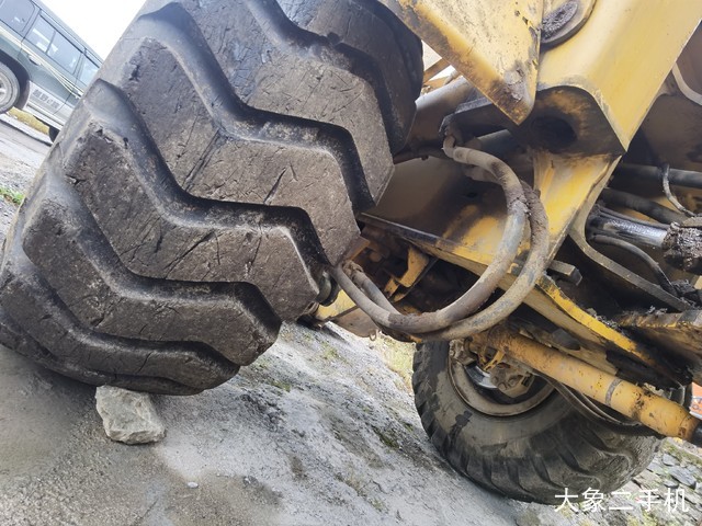 雷沃重工 ETX956 装载机