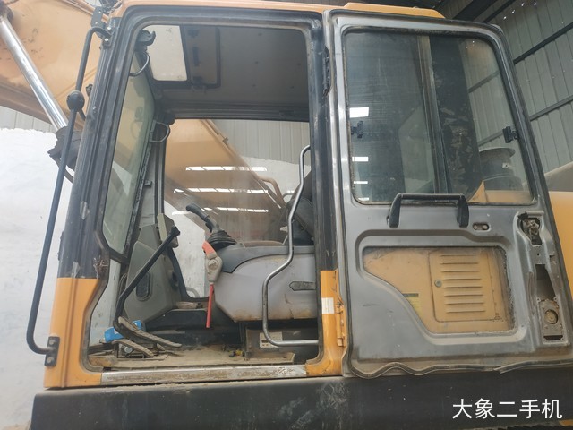 三一重工 SY285C 挖掘机