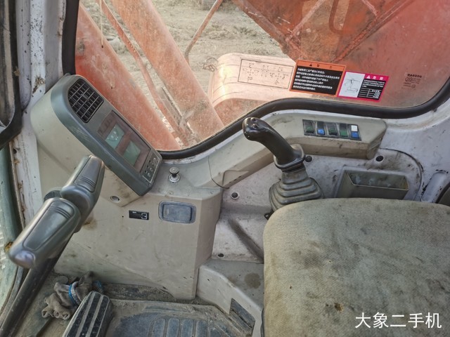 斗山 DH220-7 挖掘机