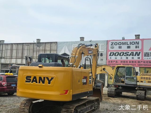 三一重工 SY135-8S 挖掘机