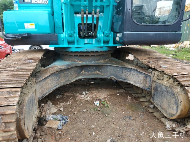 神钢 SK250-8 挖掘机