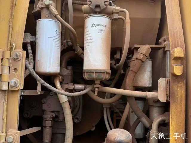 山东临工 E6135F 挖掘机