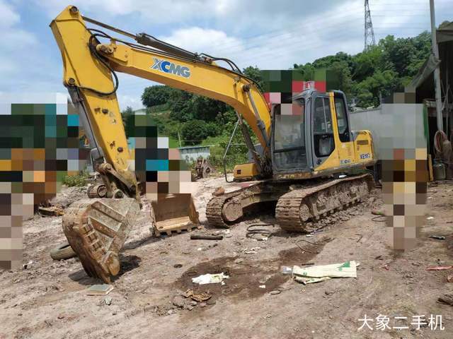 徐工 XE135B 挖掘机