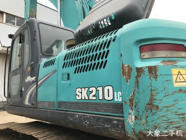 神钢 SK210LC-8 挖掘机