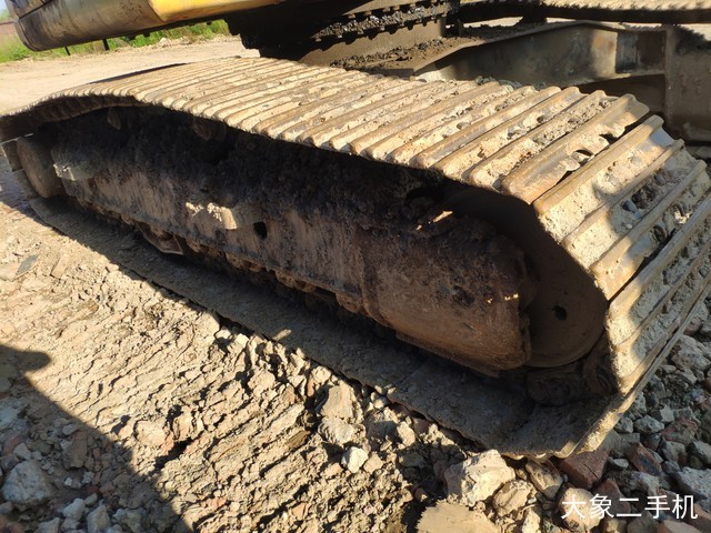 小松 PC220-8 挖掘机