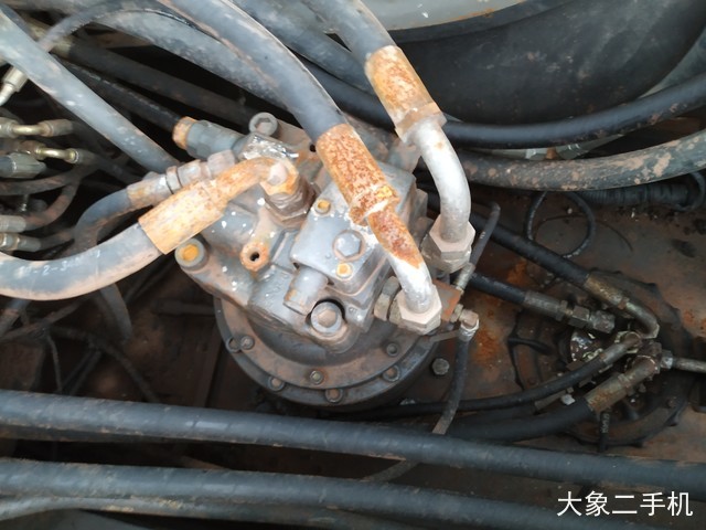 沃尔沃 EC210BLC 挖掘机