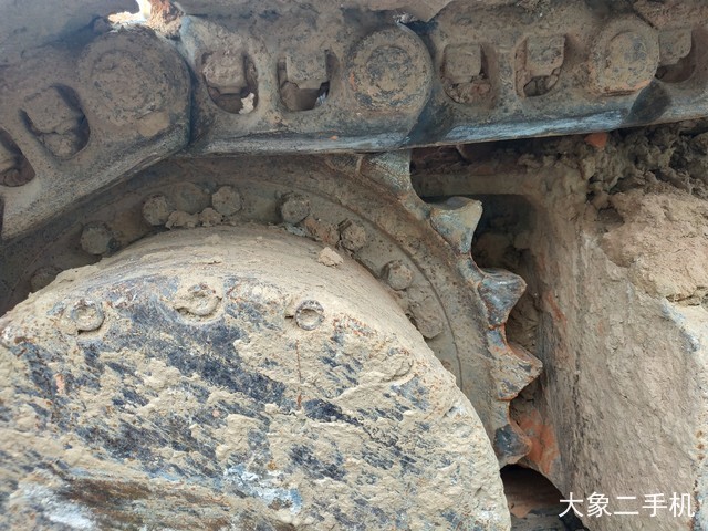 沃尔沃 EC220DL 挖掘机