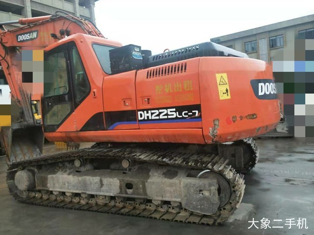 斗山 DH225LC-7 挖掘机
