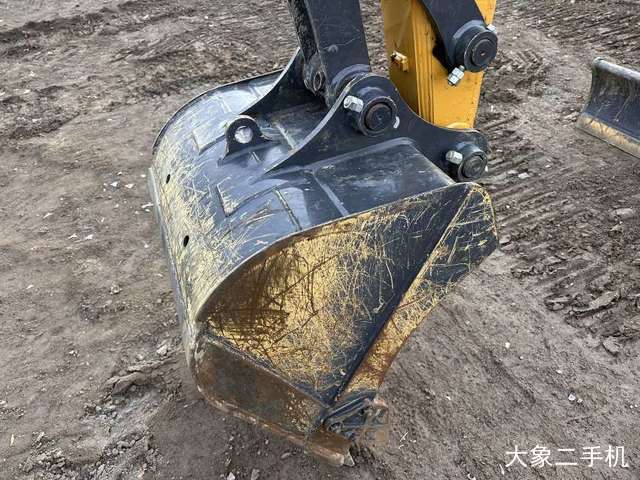 徐工 XE75G 挖掘机