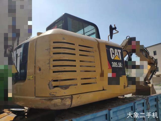 卡特彼勒 305.5E2小型液压 挖掘机