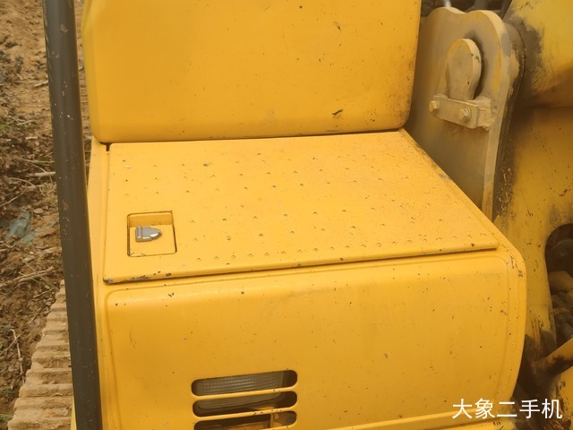 小松 PC240LC-8M0 挖掘机