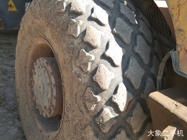 洛阳路通 LT220S 压路机