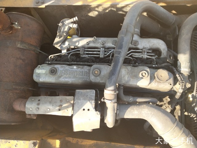 三一重工 SY215C-8 挖掘机