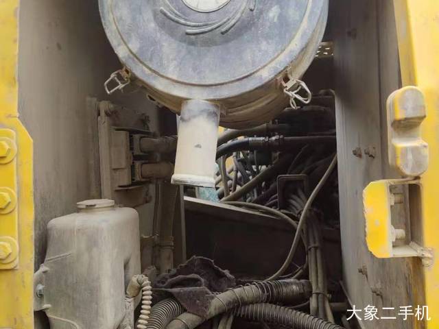 沃尔沃 EC210B 挖掘机