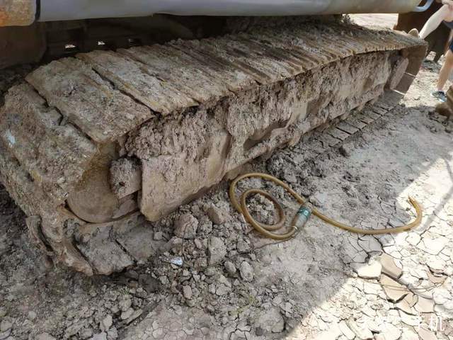 徐工 XE135B 挖掘机