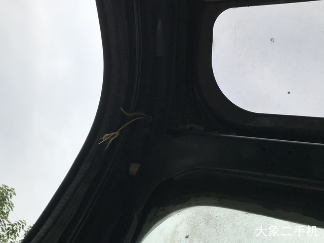 神钢 SK210LC-8 挖掘机