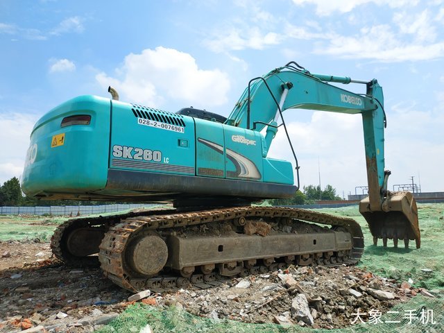 神钢 SK260LC-8 挖掘机