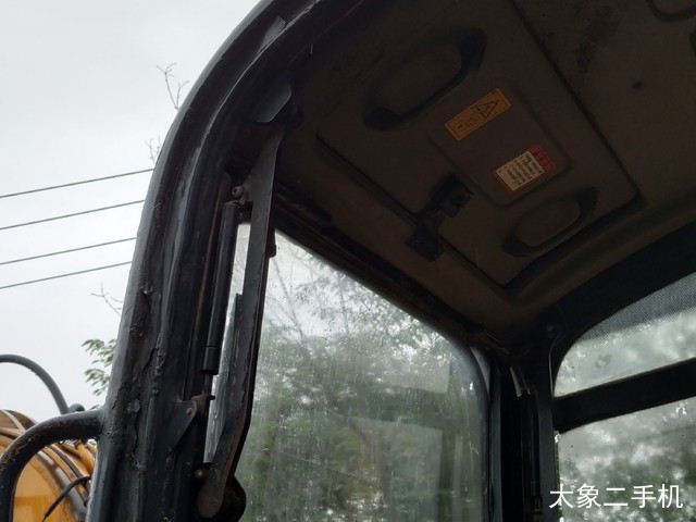 雷沃重工 FR65-7 挖掘机