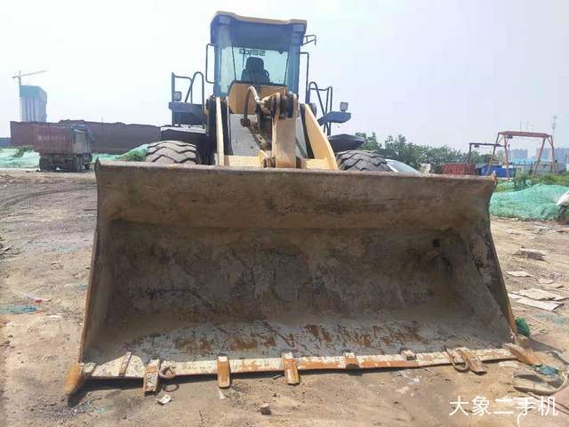 山东临工 LG953 装载机