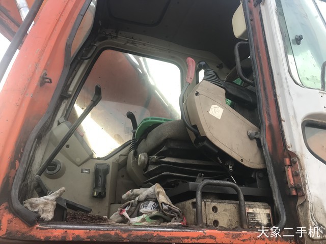 斗山 DH215-7 挖掘机