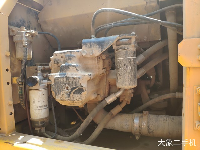 小松 PC240LC-8 挖掘机