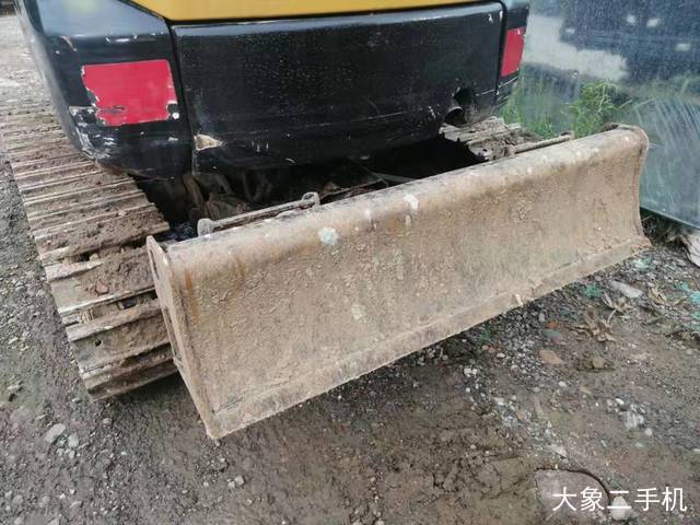 三一重工 SY16C 挖掘机