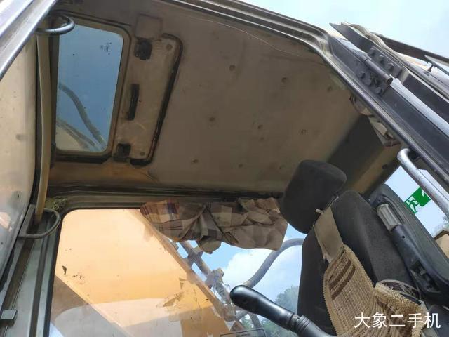 三一重工 SY305C-9 挖掘机