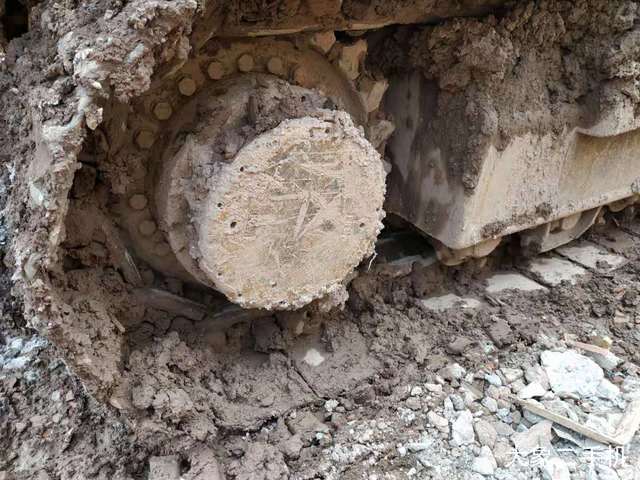 三一重工 SY305C-9 挖掘机