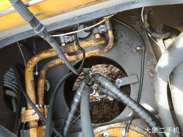 三一重工 SY305C-9 挖掘机