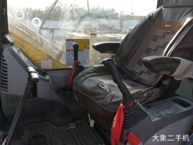 小松 PC130 挖掘机