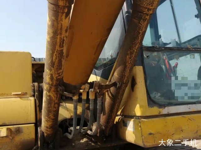 小松 PC130 挖掘机