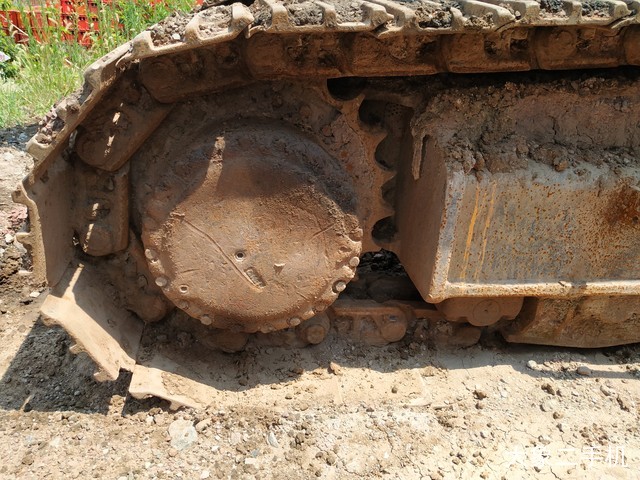 现代 R225LC-7 挖掘机