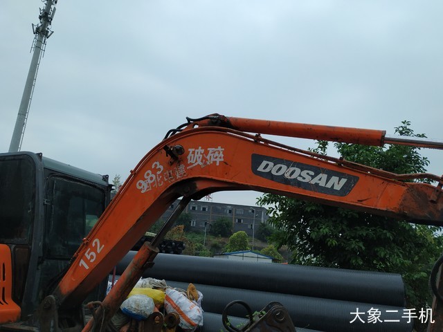 斗山 DX60 挖掘机