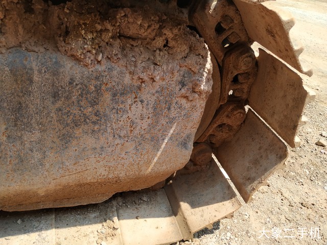 现代 R225LC-7 挖掘机