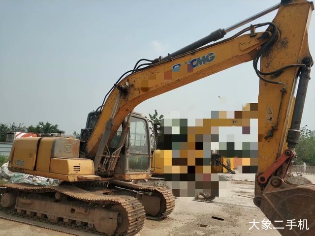 徐工 XE150 挖掘机