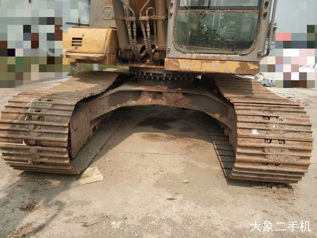 徐工 XE150 挖掘机