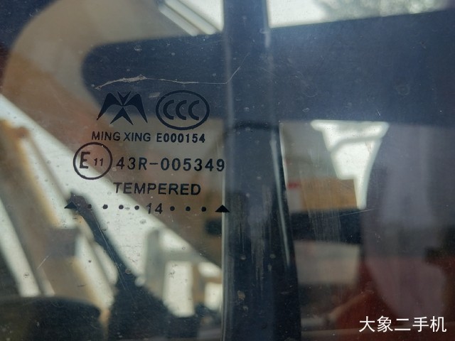 小松 PC240LC-8 挖掘机