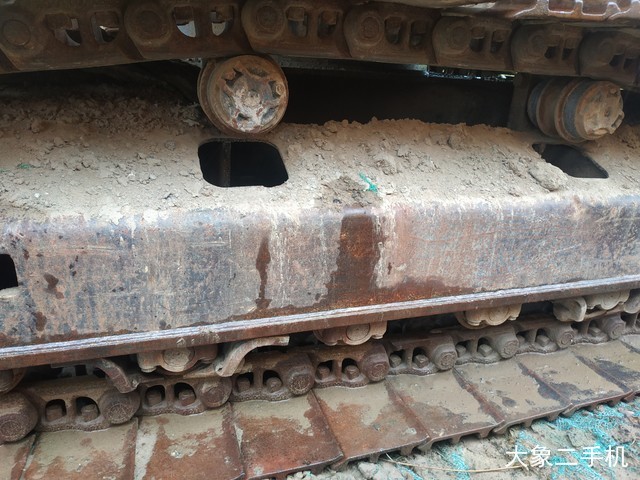 龙工 LG6220D 挖掘机