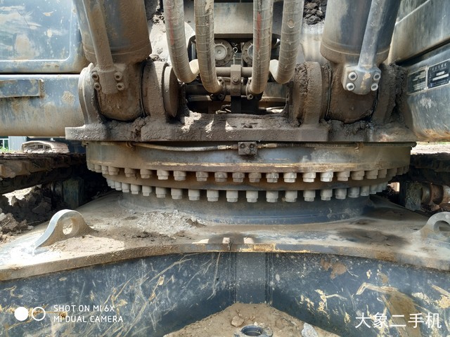 徐工 XE470D 挖掘机