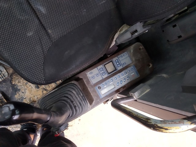 三一重工 SY65C 挖掘机