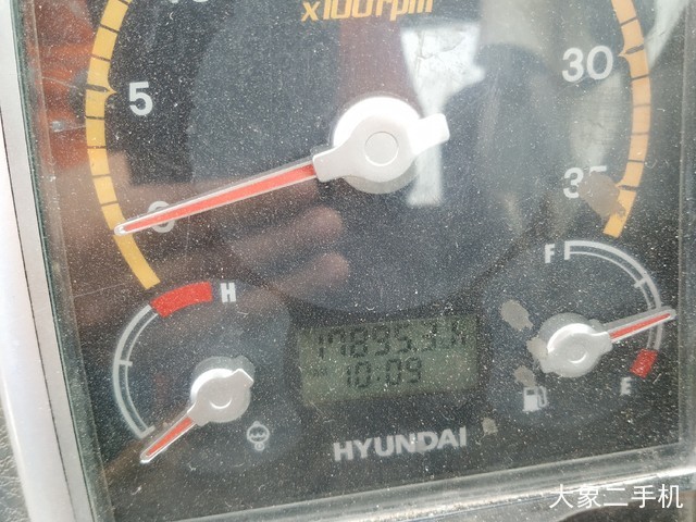 现代 R60W-9 挖掘机