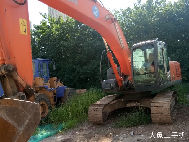 日立 ZX240-5A 挖掘机