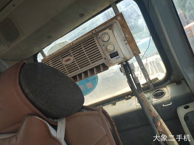 小松 PC220-7 挖掘机