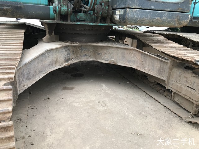 神钢 SK210LC-8 挖掘机