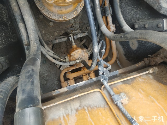 三一重工 SY215C-9 挖掘机