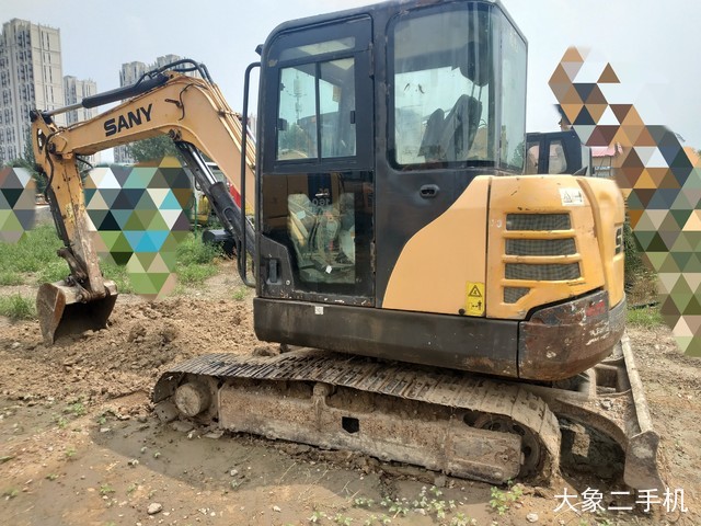 三一重工 SY55C 挖掘机