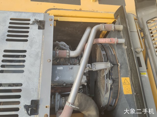 徐工 XE370CA 挖掘机