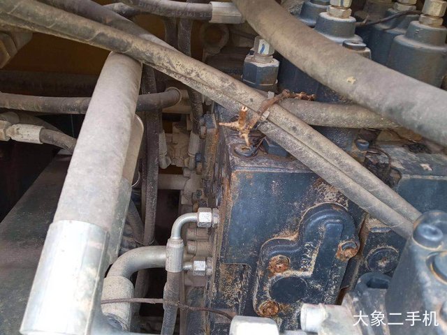 徐工 XE265C 挖掘机